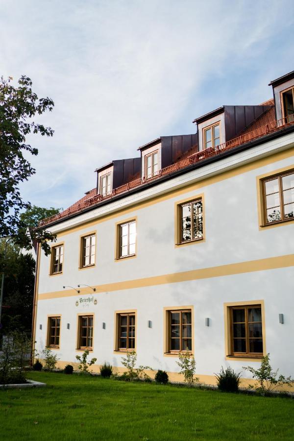 Aparthotel Bob W Peterhof Freising Exterior foto
